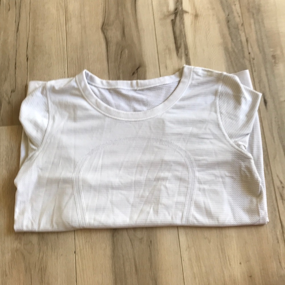 🌸Lululemon Swiftly Tech Long-Sleeve🌸